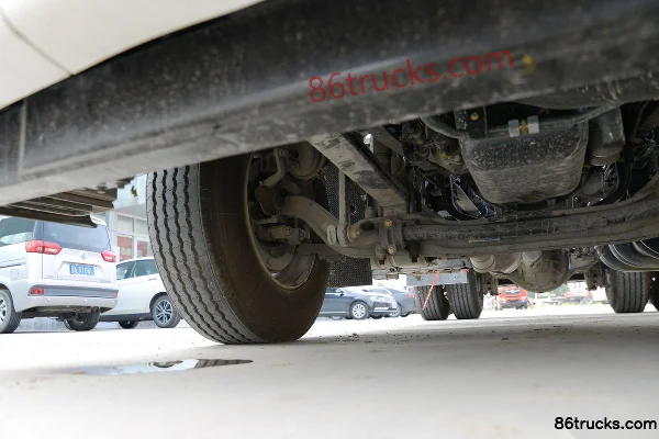 Dongfeng Commercial Vehicle Tianlong KL poids lourd 465 ch 4X2(6 roues) tracteur routier Châssis (2) | 86Trucks