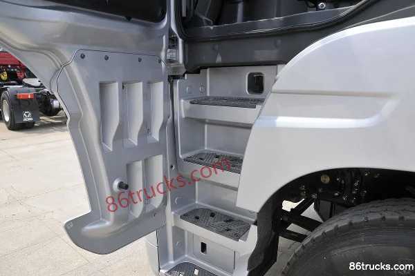 Foton Auman EST 6 Series Heavy Truck Crossing Edition 510hp 6X4(10 wheels) AMT Automatic Tractor Truck Cab (1) | 86Trucks