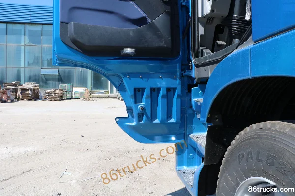Foton AumanEST Basic Edition 520hp 8X4(12 wheels) 9.56m AMT automatic drop-side cargo truck Cab (1) | 86Trucks
