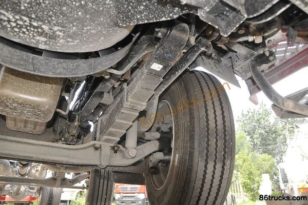 SHACMAN Delong L3000 300 hp 6X2(8 wheels) 7.9m Stake Cargo Truck Chassis (3) | 86Trucks