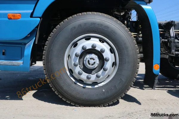 Foton AumanEST Basic Edition 520hp 8X4(12 wheels) 9.56m AMT automatic drop-side cargo truck Chassis (1) | 86Trucks