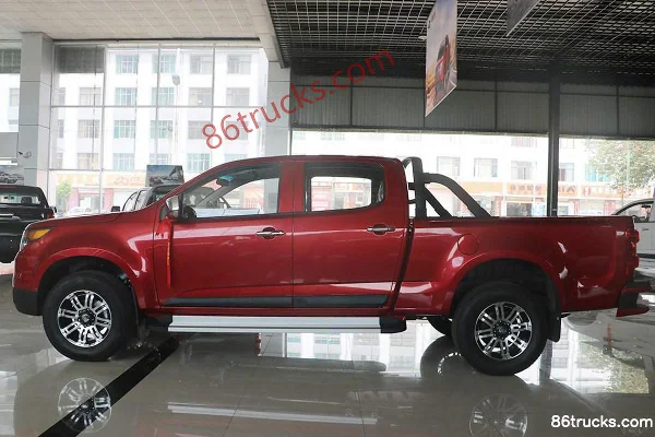 FAW Hongta Blue Ship 2020 Premium 2.5T Diesel 150hp 4WD Long Wheelbase Double Cab Pickup (China VI) Exterior (3) | 86Trucks