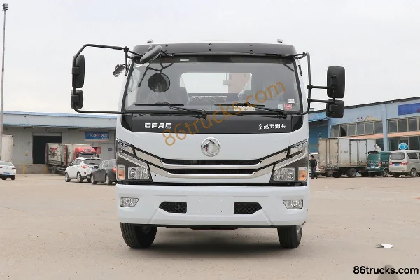 聚尘王牌 聚尘王牌 Dongfeng chassis suction/septic tank truck