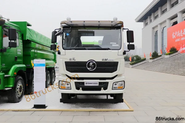 SHACMAN SHACMAN Delong New M3000 Heavy Truck fuel tanker truck