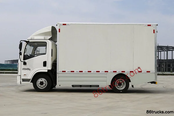 Zhongtong Bus Tianquan 4.5T 4.13m pure electric insulated truck (SHACMAN K3000) 89.128kWh 4X2(6 wheels) Exterior (3) | 86Trucks