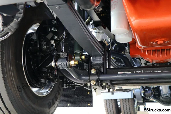 Union Truck U⁺330 Heavy Truck 330 hp 4X2(6 wheels) Tractor Truck (Flat Top) Chassis (2) | 86Trucks