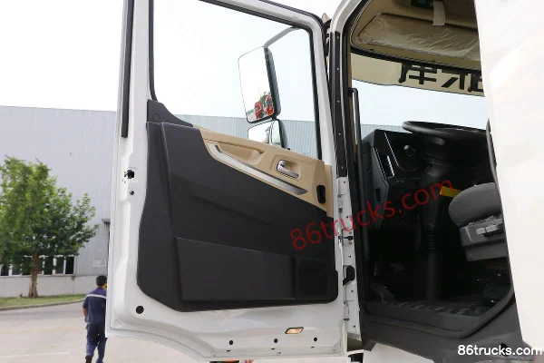 Union Truck U350 Heavy Truck 350hp 8X4(12 wheels) Dump Truck Chassis (China VI) Cab (1) | 86Trucks