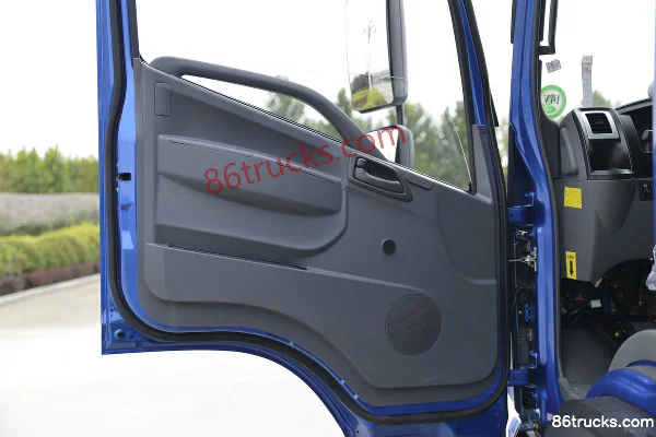 Kama Kaijie HM6 125 hp 4X2(6 wheels) 5m Dump Truck Cab (3) | 86Trucks