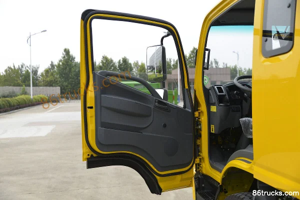 Kama Kaijie M3 160 hp 4X2(6 wheels) crane truck chassis (China VI) Cab (1) | 86Trucks