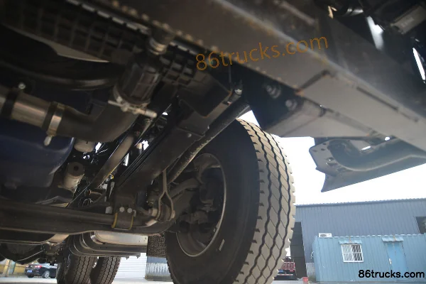 JAC Gallop A5W heavy truck standard load version 430hp 6X4(10 wheels) tractor truck Chassis (3) | 86Trucks