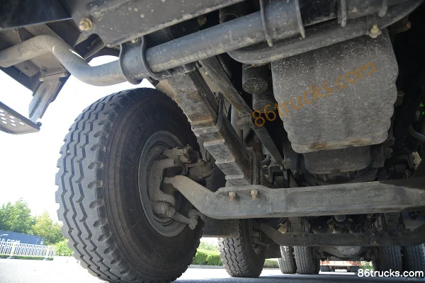 SAIC Hongyan New King Kong M500 390 ch 8X4(12 roues) 6.8 m Camion benne Châssis (2) | 86Trucks