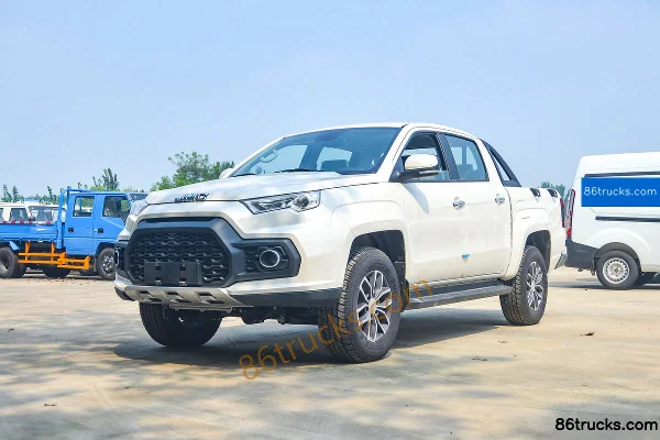 JMC Yuhu 7 2020 model Shuxiang Edition 2.0T diesel 142hp automatic 2WD short-wheelbase double-row pickup Cab (3) | 86Trucks