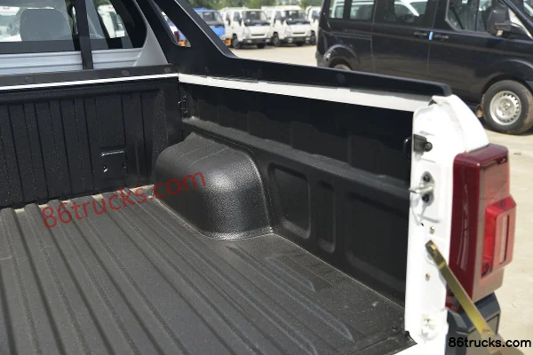 JMC Yuhu 9 2020 Comfort 2.0T Diesel 141hp 8-Speed Automatic 4WD Double Cab Pickup Body (6) | 86Trucks