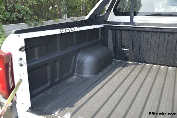 JMC Yuhu 9 2020 Comfort 2.0T Diesel 141hp 8-Speed Automatic 4WD Double Cab Pickup Body (4) | 86Trucks