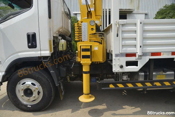 Kama Kaijie M3 130 hp 4X2(6 wheels) truck-mounted crane (China VI) Body (3) | 86Trucks