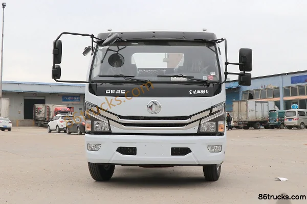 Dongfeng Duolika D6 129hp 4X2(6 wheels) Vacuum Truck (China VI) (Yandi Brand) Exterior