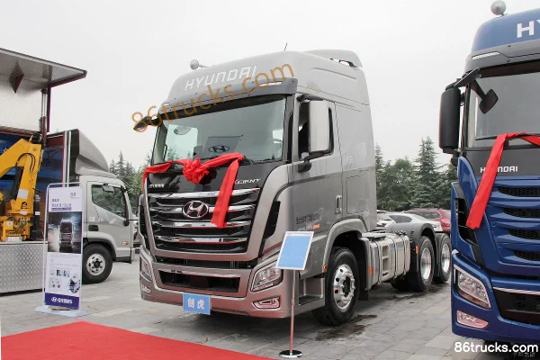 Hyundai Commercial Vehicle XCIENT Heavy Truck 480 hp 6X4(10 wheels) Hazardous Materials Tractor Truck Exterior (3) | 86Trucks