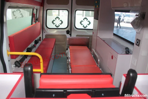 JMC New Transit V362 121 hp 4X2(6 wheels) ambulance (Chengliwei brand) Cargo Box (1) | 86Trucks