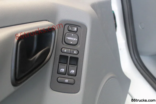 Foton Commercial Vehicle Tuyano Luxury 150hp 2.0T Diesel 4WD 9-Seat Multi-Purpose Passenger Vehicle Interior (3) | 86Trucks