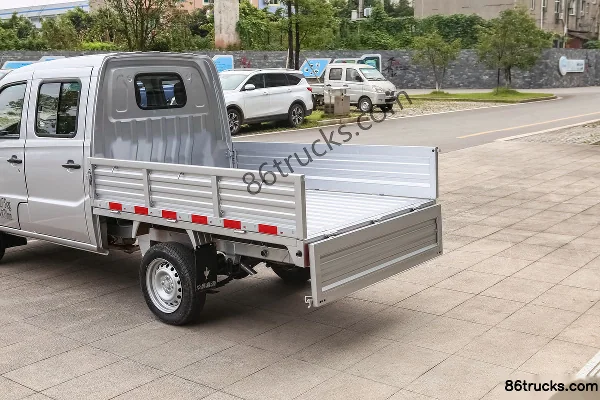 Jinbei T22 Version de base 85 ch 4X2(6 roues) 1.2L Essence 2,08 m double rangée plateau micro camion (China VI) Carrosserie (2) | 86Trucks