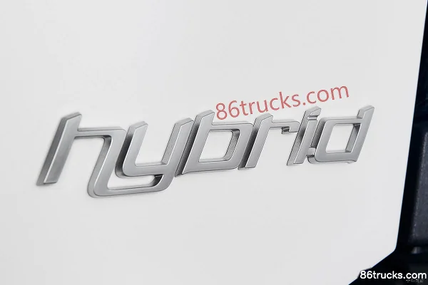 Scania P-Series Heavy Truck 360 hp 6X2(8 wheels) Plug-in Hybrid Cargo Truck Exterior (3) | 86Trucks
