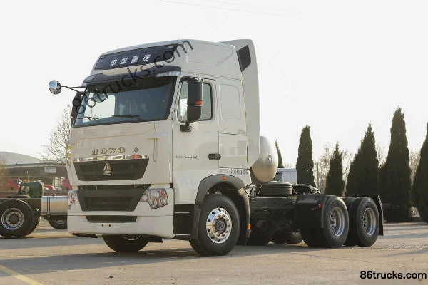 Sinotruk HOWO T7H poids lourd 440 ch 6X4(10 roues) LNG tracteur routier (pont arrière 13T) (China VI) Extérieur (3) | 86Trucks