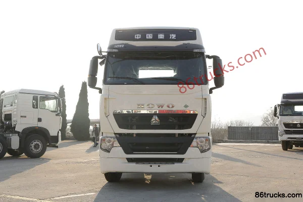 Sinotruk HOWO T7H poids lourd 440 ch 6X4(10 roues) LNG tracteur routier (pont arrière 13T) (China VI) Extérieur (2) | 86Trucks