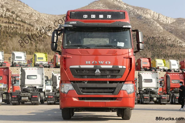 Sinotruk HOWO T7H heavy truck 440 hp 8X4(12 wheels) 9.5m flatbed cargo truck Exterior (2) | 86Trucks
