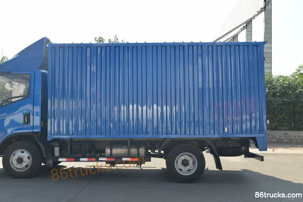 Yuejin Kuaiyun H500 150hp 4X2(6 wheels) 4.17m AMT automatic single-row box light truck (China VI) Body (1) | 86Trucks