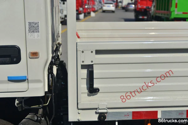 JMC New Shunda Narrow Body 116hp 4X2(6 wheels) 3.82m Semi-Cab Flatbed Light Truck (China VI) (1) | 86Trucks
