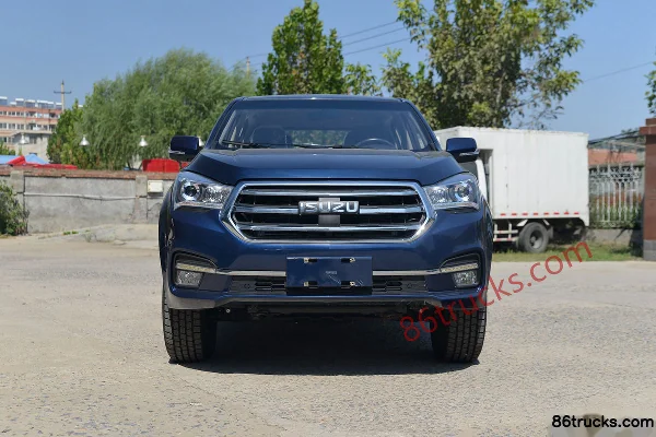 Qingling Isuzu Daka TAGA Luxury Edition 3T diesel 142hp 2WD double-row pickup truck Cab (2) | 86Trucks