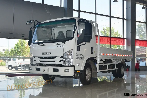Qingling Isuzu KV100 120hp 4X2(6 wheels) 4.205m Single Row Flatbed Light Truck (Axle Ratio 5.2) Exterior (3) | 86Trucks