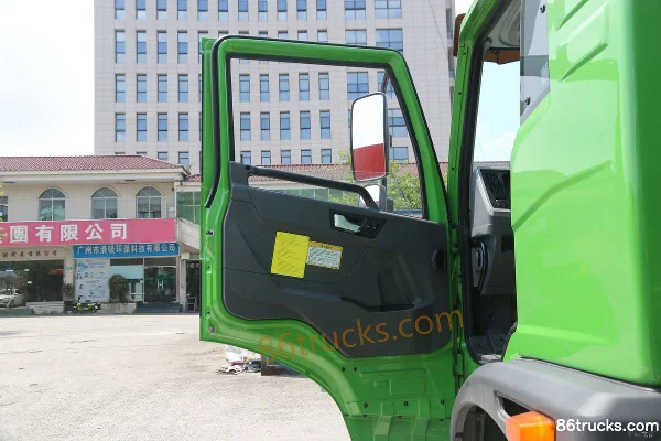 FAW Jiefang Qingdao Long V 220hp 6X2(8 wheels) 5.2m dump truck Cab (1) | 86Trucks
