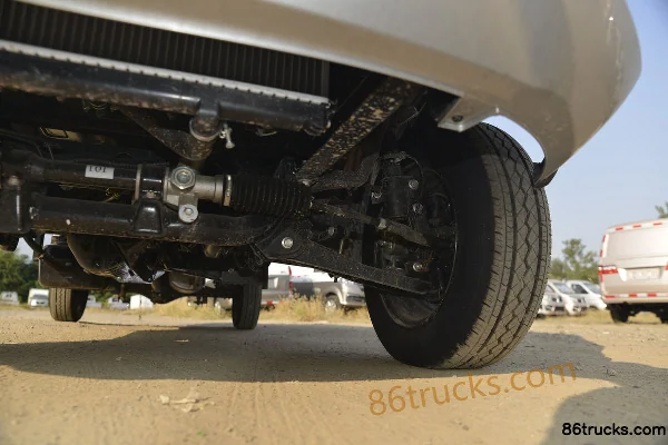 Jinbei Xinyuan T20S 1.5L 102 hp 4X2(6 wheels) Gasoline 3.05m Single Row Flatbed Mini Truck (China VI) Chassis (3) | 86Trucks