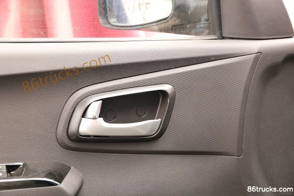 Foton Xiangling M1 Confort 1,6 L 122 ch 4X2(6 roues) essence 3,3 m fourgon à cabine simple avec portes latérales relevables (2) | 86Trucks