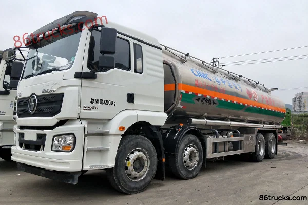 SHACMAN Delong New M3000 350 hp 8X4(12 wheels) aluminum alloy fuel tanker (Lingyu brand) Exterior (3) | 86Trucks