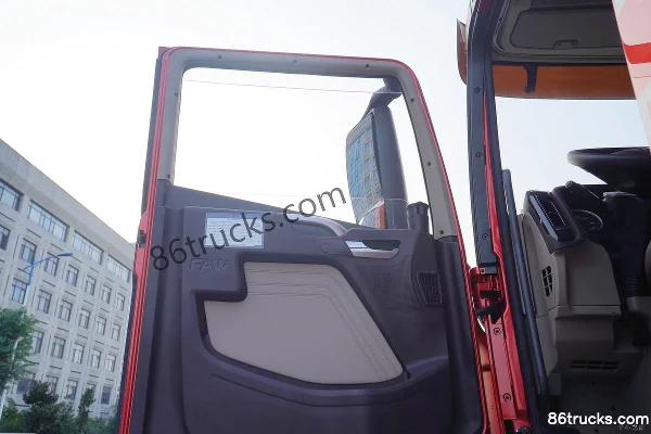 FAW Jiefang Qingdao JH6⁺ Heavy Truck Living Cabin Edition 550 hp 6X4(10 wheels) AMT Automatic Tractor Truck (3) | 86Trucks