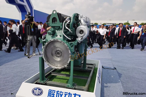 Xichai CA6DX1-75GG41 16L 750 hp China VI Diesel Engine Exterior (3) | 86Trucks