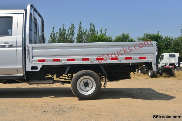 Jinbei T52 2020 Standard 1.5L 102hp 4X2(6 wheels) Gasoline 2.605m Double Row Flatbed Mini Truck (China VI) Body (2) | 86Trucks