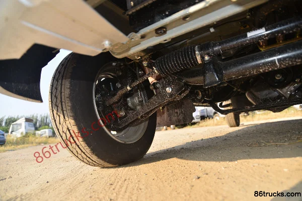 Jinbei T32 Standard 1.5L 102ch 4X2(6 roues) Essence 2,51m plateau double cabine mini camion (China VI) Châssis (1) | 86Trucks