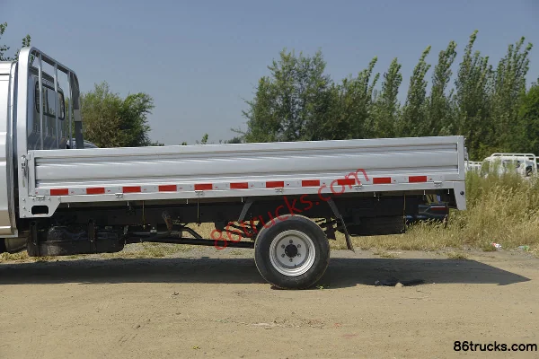 Jinbei T50 2020 Chuangfu 1.6L 116hp 4X2(6 wheels) Gasoline 3.6m Single Row Flatbed Mini Truck (China VI) Body (2) | 86Trucks
