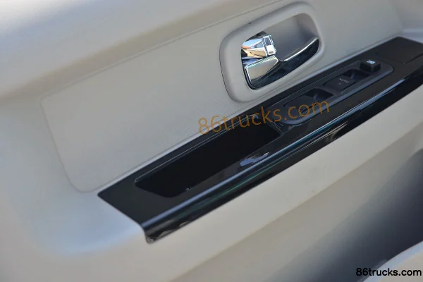 Jinbei New Haishi X30L 2023 Wealth Edition 86 hp CNG 5-Seat Panel Van (100L Gas Tank) (With A/C) Cab (3) | 86Trucks