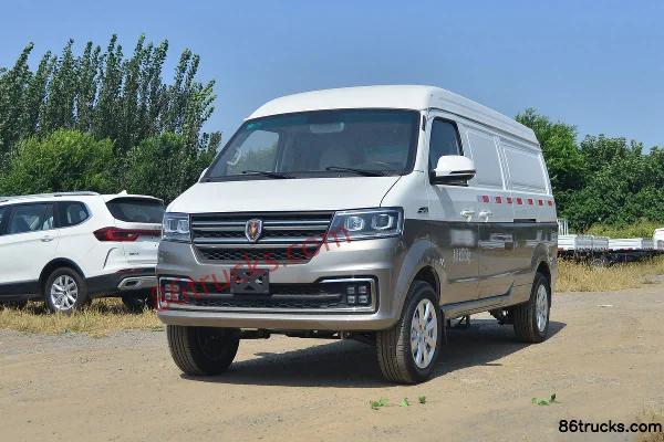 Jinbei New Hiace S 2023 Luxury Cargo 116hp 1.6L 2-seat panel van Exterior (3) | 86Trucks