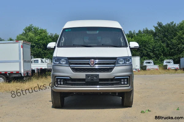 Jinbei New Hiace S 2023 Luxury Cargo 116hp 1.6L 2-seat panel van Exterior (2) | 86Trucks