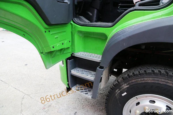 FAW Jiefang Qingdao HanV Heavy Truck 2.0 270hp 8X2(10 wheels) 5.8m Dump Truck (China VI) Cab (2) | 86Trucks