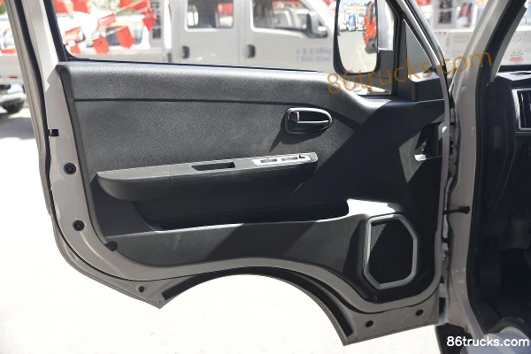 Changan Kuayue D5 PLUS Comfort Edition 1.6L 122hp 4X2(6 wheels) 3.4m Extended Cab Flatbed Truck (China VI) (2) | 86Trucks