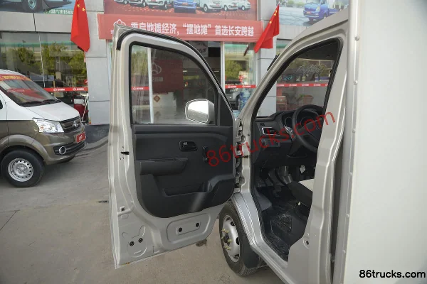 Changan Kuayue Wang X1 Comfort Edition 1.5L Gasoline 112 hp 4X2(6 wheels) 3.04m Single Row Van Micro Truck (China VI) Cab (1) | 86Trucks