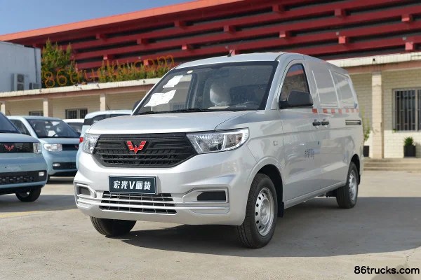 Wuling Hongguang V 2022 Jinqu Edition 76hp 1.2L Gasoline 2-Seat Panel Van (China VI) (Hydraulic Power Steering) Exterior (3) | 86Trucks