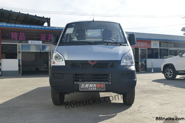 Wuling Rongguang Small Truck 1.2L 82hp 4X2(6 wheels) Gasoline 2.7m Single Row Mini Truck Exterior (2) | 86Trucks