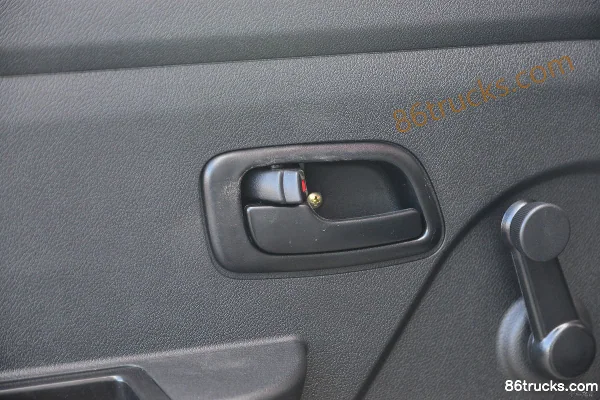 Changan Kuayue Wang X1 édition standard 1,3 L essence 91 ch 4X2(6 roues) Camion micro fourgon double cabine 2,535 m (China VI) (2) | 86Truck